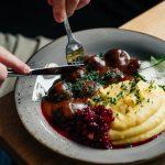 Prediction Markets Signal April Chaos as Crypto Market Braces for Impact